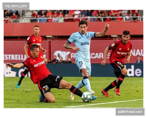 马赛进攻火力凶猛但防守失衡 净胜球17个难掩防线结构性缺陷 马赛进攻火力凶猛但防守失衡 净胜球17个难掩防线结构性缺陷